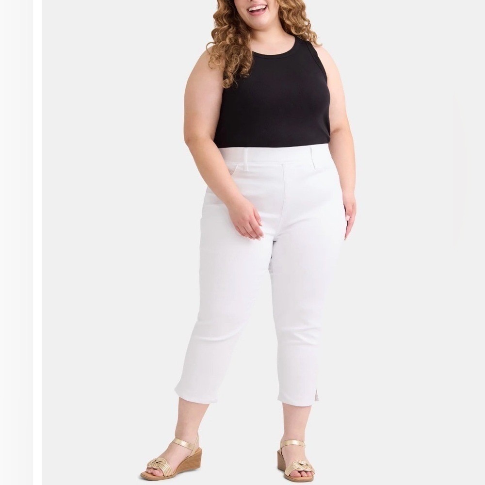 Terra & Sky White Plus Size High Rise Capri Jeggings NWT